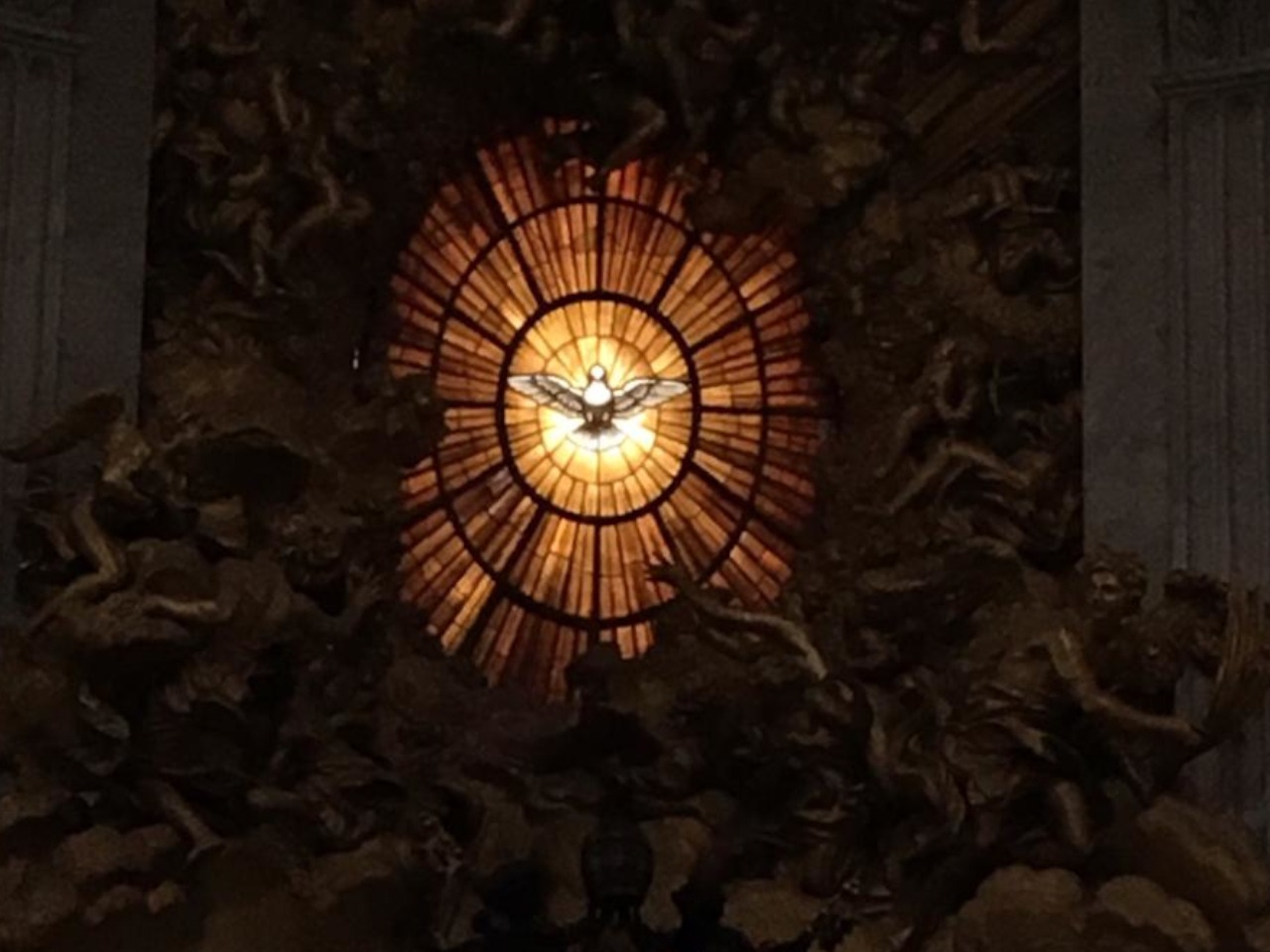 teto da basilica de sao pedro